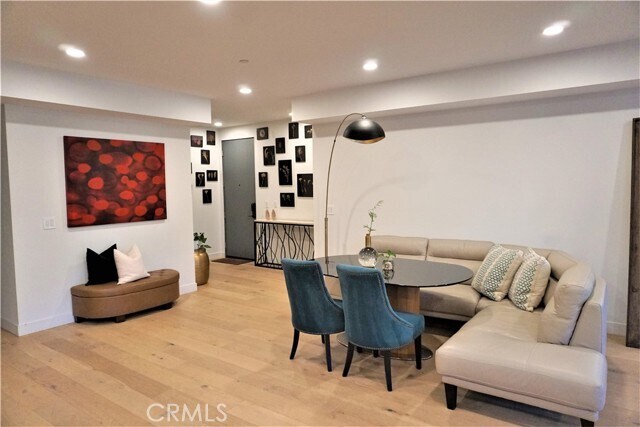 Foto del edificio - 5110 Whitsett Ave