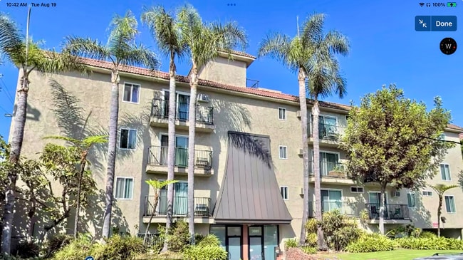 Foto del edificio - 3861 Mentone Ave