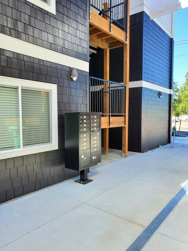 Building Photo - 7676 N Lombard St
