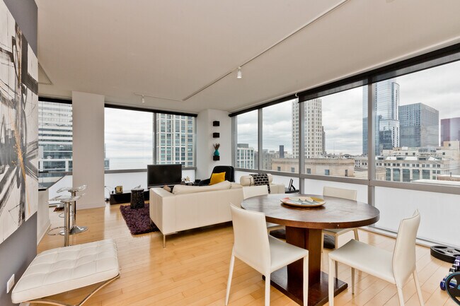 Building Photo - 8 W Randolph-2204