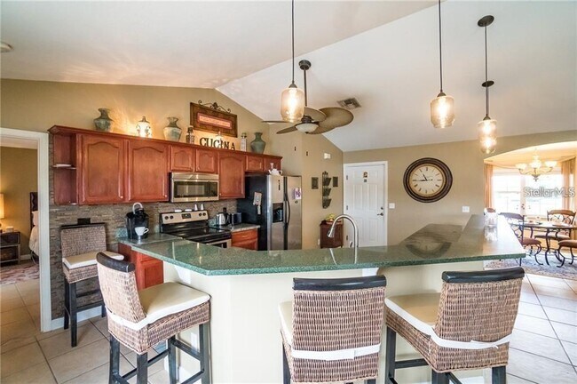 Foto del edificio - 2604 Florence Dr