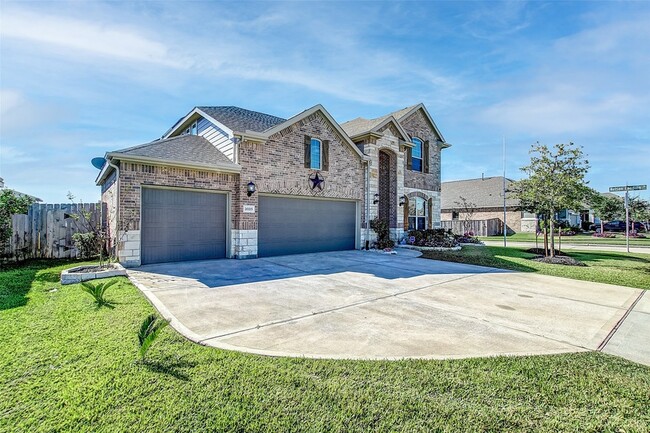 Building Photo - 20215 Aspenwilde Dr