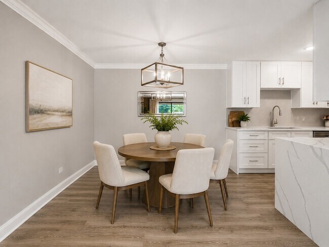 Foto del edificio - 6176 Knoll Ln Ct
