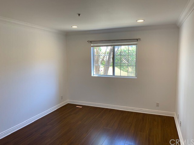 Foto del edificio - 612 N Columbus Ave