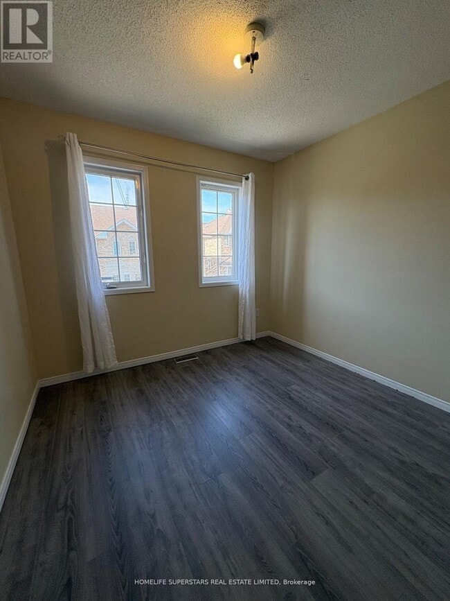 Building Photo - 25 Shining Star Crescent
