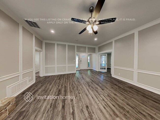 Foto del edificio - 612 Arbor Creek Dr