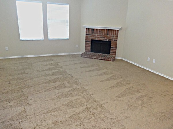 Building Photo - 106 Robin Ln