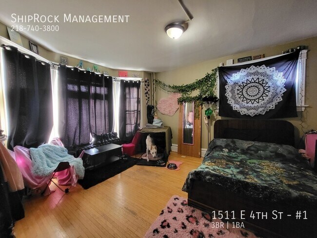 Foto del edificio - 1511 E 4th St