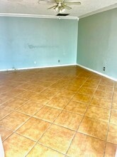 Building Photo - 17 Crossings Cir