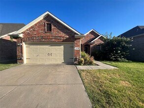 Building Photo - 10137 Sanden Dr