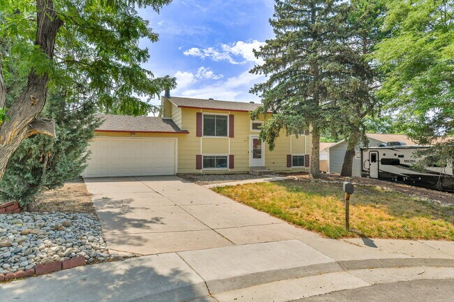 Foto del edificio - $2,995 - 4 Bed, 2 Bath Home in Aurora with...