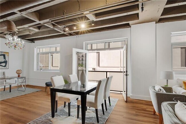 Building Photo - 805 Peachtree St NE