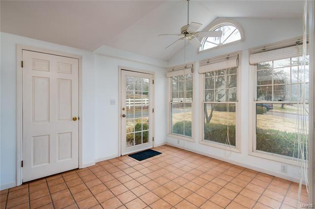 Foto del edificio - 9574 Park Ln
