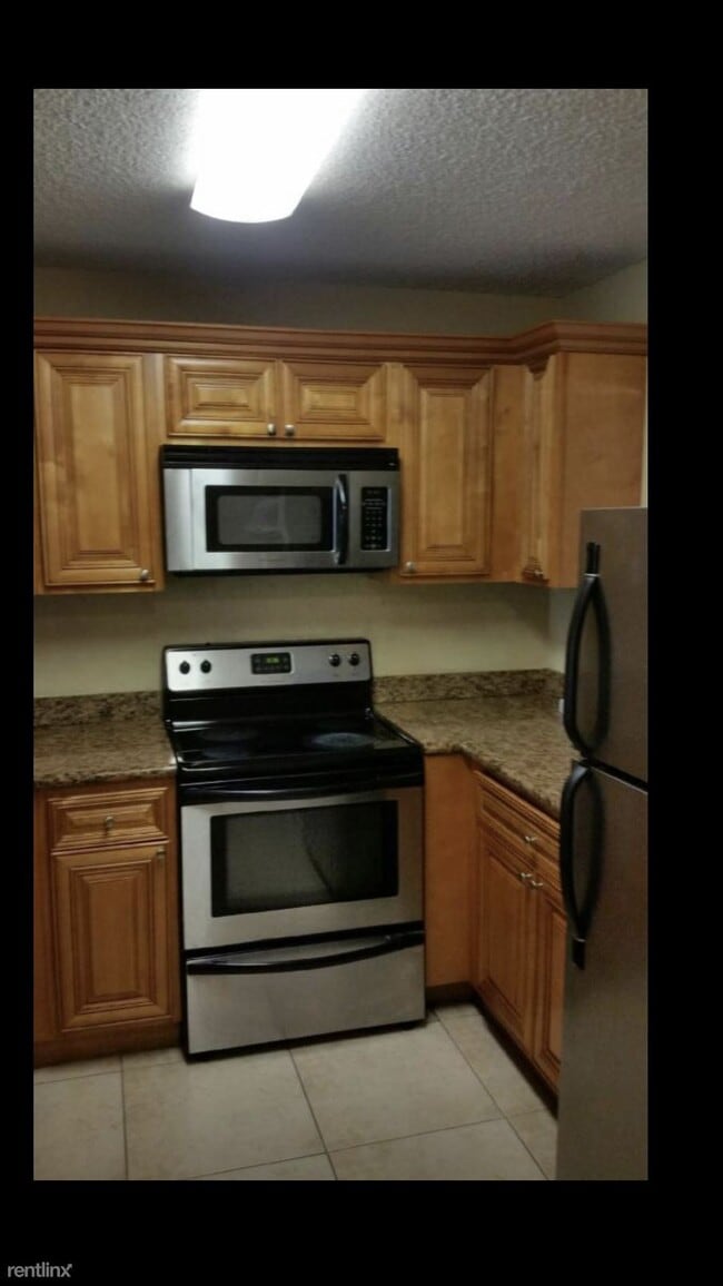 Building Photo - 3 br, 2 bath  - Palm Beach Grande
