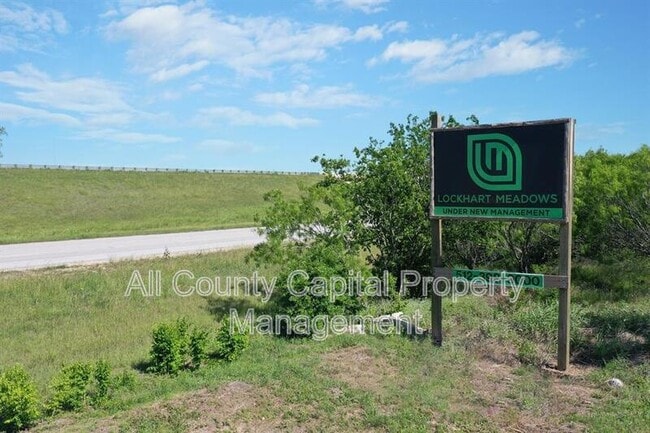 Foto del edificio - 4889 S Hwy 183