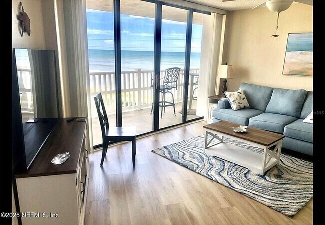 Foto del edificio - LIFE'S A BEACH- FULLY FURNISHED at the Nau...