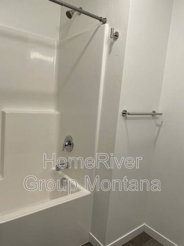 Foto del edificio - 1365 Rodgers St