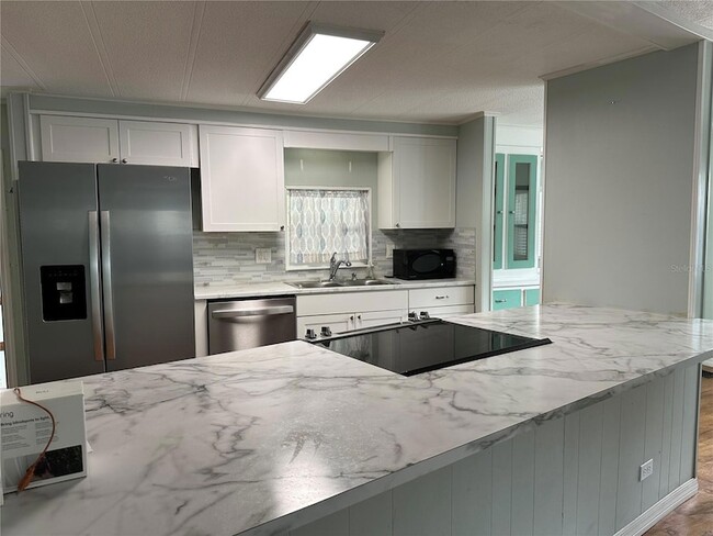 Building Photo - 24007 River Rd