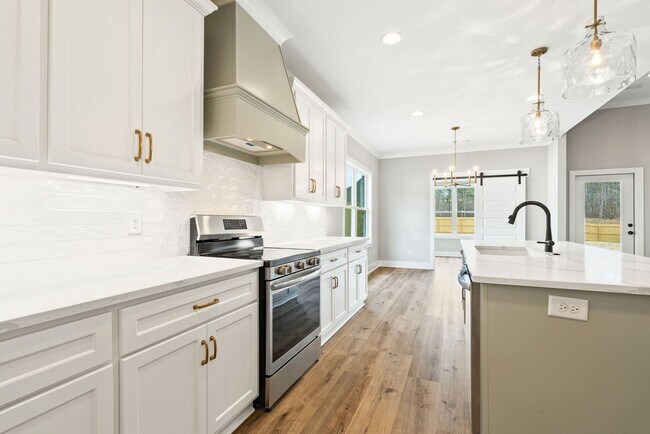 Foto del edificio - Available now! New Spacious 3 br 2.5 Ba with private 2 car garage, covered patio and fenced in ba...