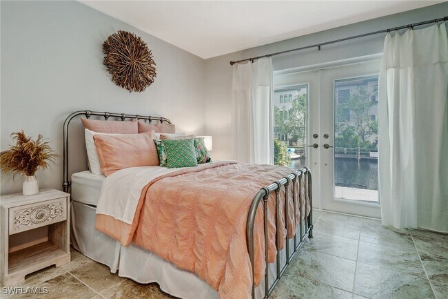 Foto del edificio - 1351 Curlew Ave