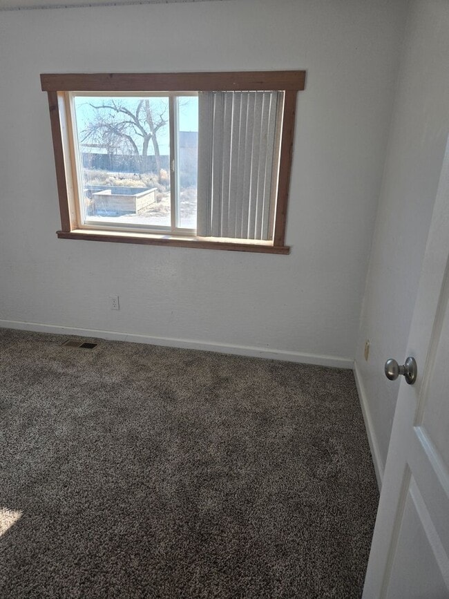 Building Photo - Home for rent in Fallon on 10 acres