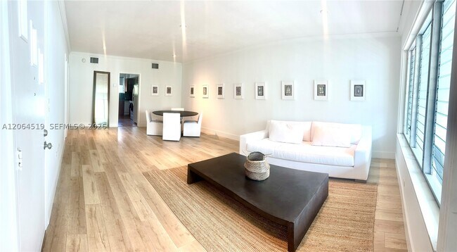 Foto del edificio - 10178 Collins Ave