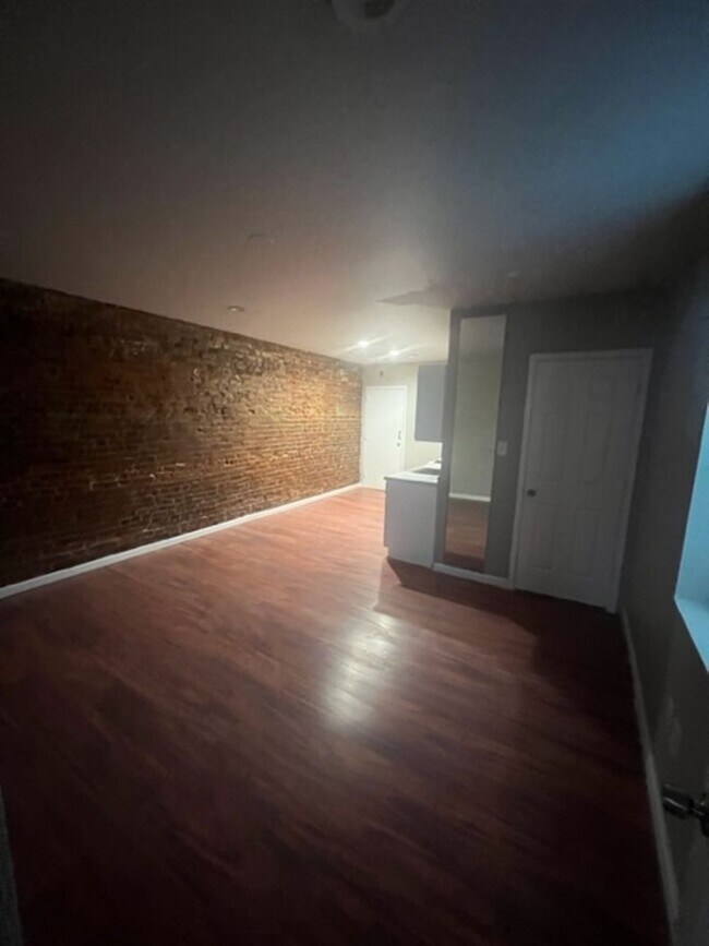 Foto del edificio - 3456 Kensington Ave