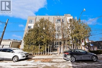 Building Photo - 243 Niagara St