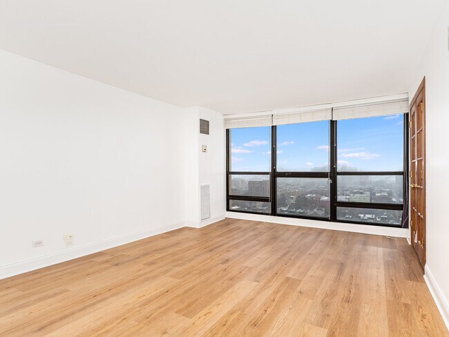 Foto del edificio - 1540 N La Salle Dr