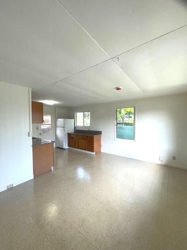 Foto del edificio - 2 Bed/ 1 Bath with Parking in Kailua