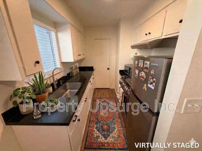 Building Photo - 2045 Shasta St