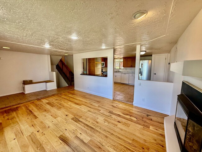Building Photo - Pet-friendly 4-BR Home in Cedar City with Large Yard