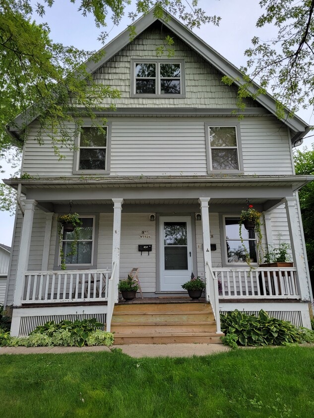 Exterior - N70W5528 Bridge Rd