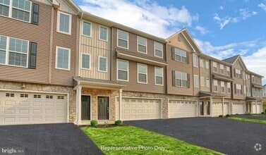 Building Photo - 1817 Shady Ln