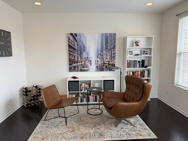 Building Photo - 4194 Royal Mews Cir