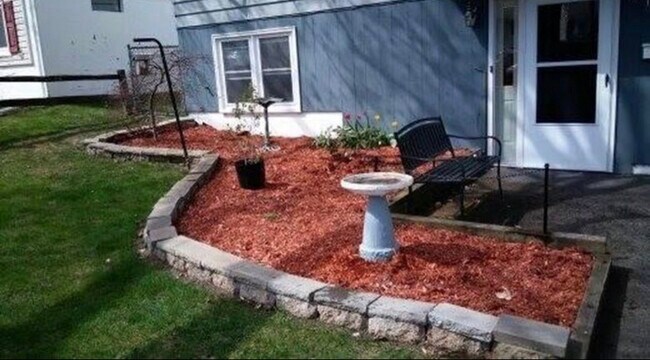 Foto del edificio - 313 Male Ave