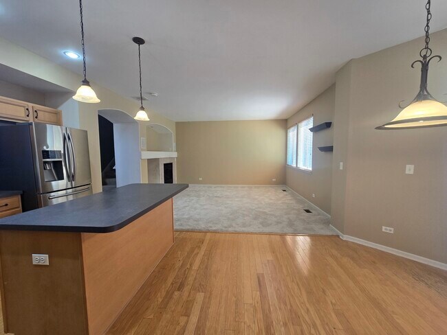 Building Photo - 2265 W Bentley Ln