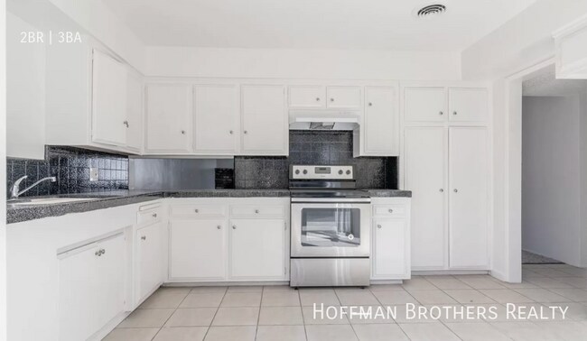 Foto del edificio - 3616 Dana St