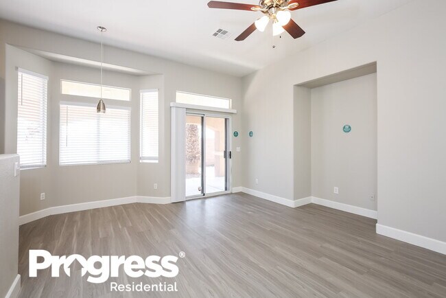 Building Photo - 5220 Boca Del Mar St