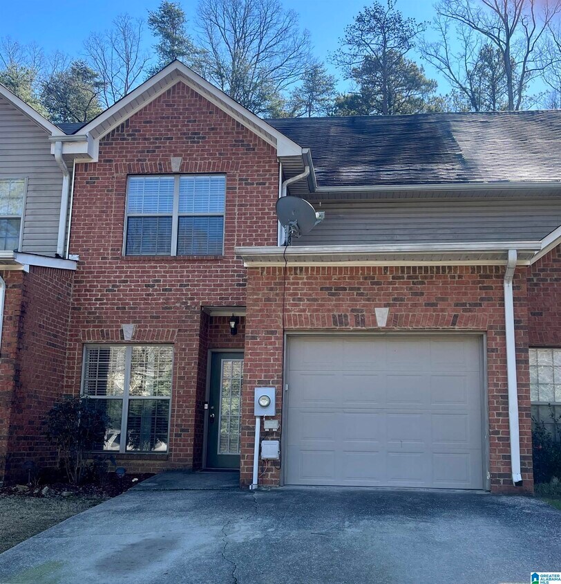 456 Highland Cove Dr, Birmingham, AL 35226 Townhome Rentals in