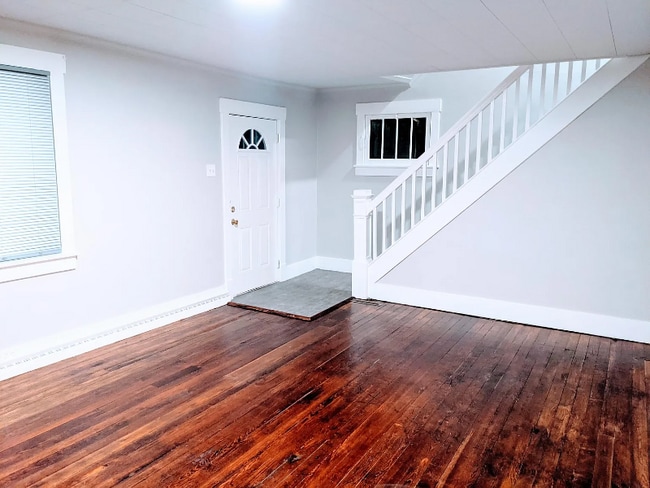 Building Photo - 506 15th St