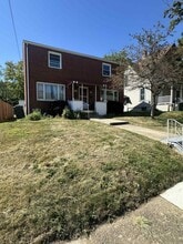 Building Photo - 310-312 16th St NE
