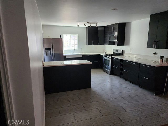 Building Photo - 1459 W 102nd St