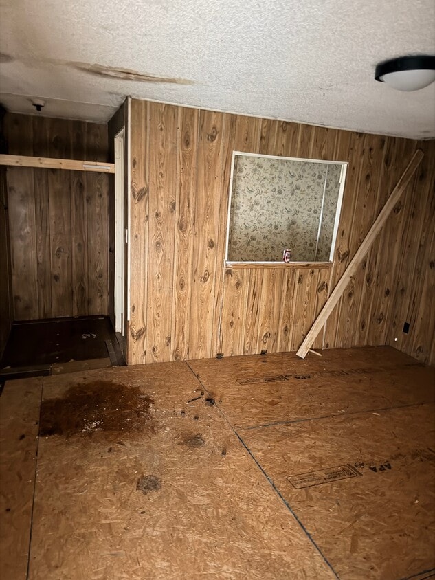 Building Photo - 3805 IN-340