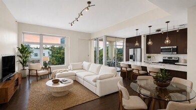 Building Photo - 6701 Biscayne Blvd