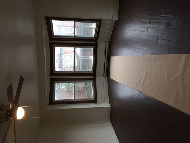 Building Photo - 538 W Orange St