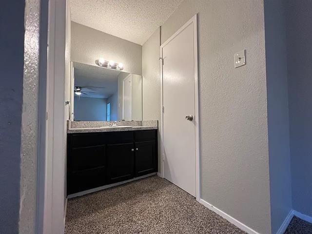Foto del edificio - 2408 Indigo Ln