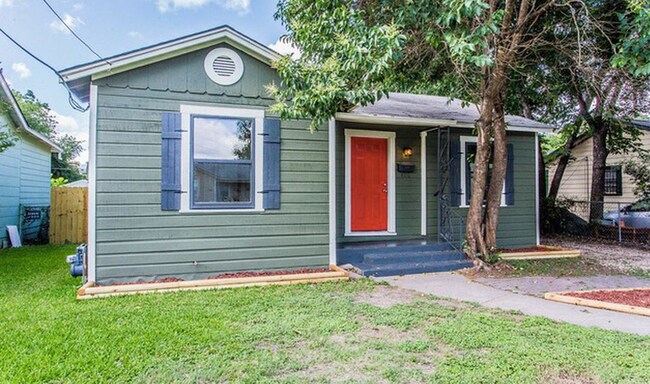 Foto del edificio - 406 Halliday Ave