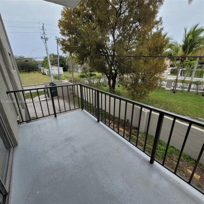 Foto del edificio - 5100 SW 41st St