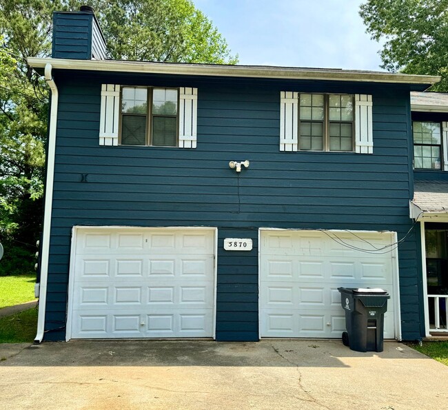 Building Photo - 5870 Sheldon Ct